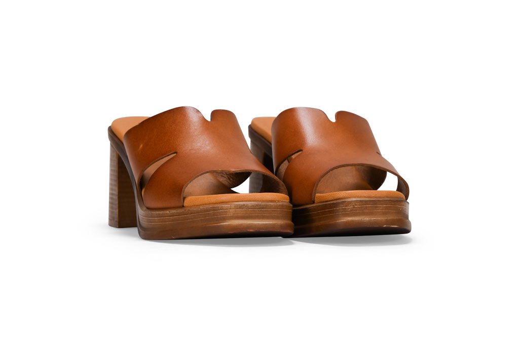 Footwear-Photo-Editing-Services-–-Product-Photo-Solution-(1)