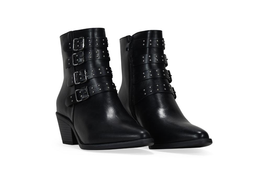 Footwear-Photo-Editing-Services-–-Product-Photo-Solution-(14)