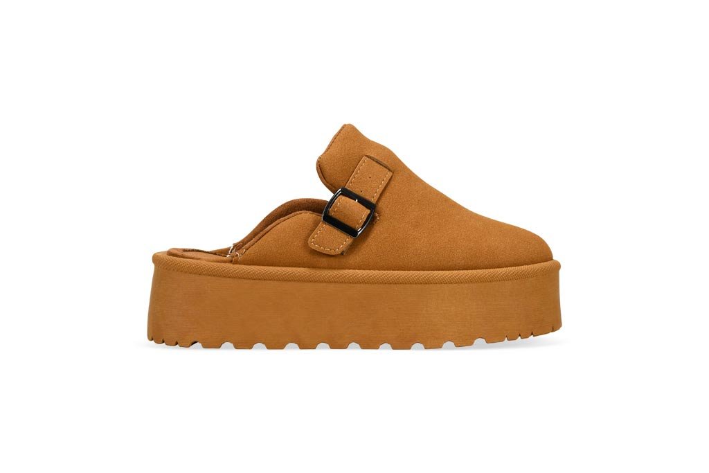Footwear-Photo-Editing-Services-–-Product-Photo-Solution-(17)