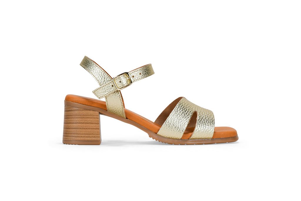 Footwear-Photo-Editing-Services-–-Product-Photo-Solution-(3)